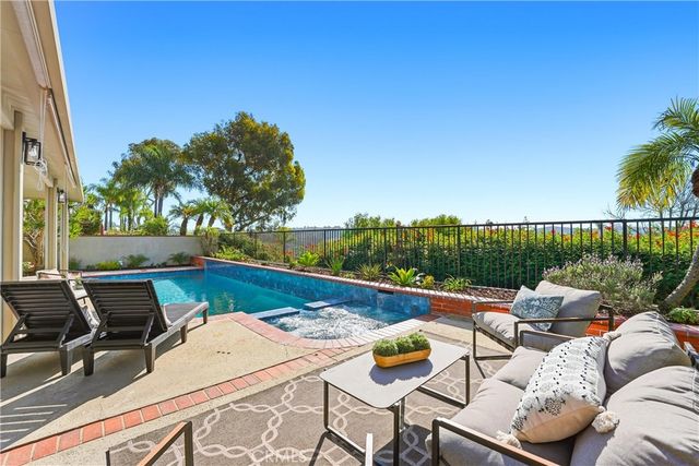 20 Center Court, Laguna Niguel, CA 92677
