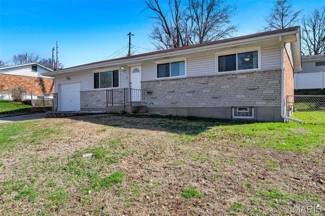 10508 Scotland Drive, St Louis, MO 63114