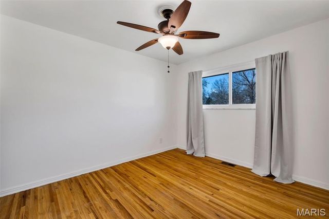 10508 Scotland Drive, St Louis, MO 63114