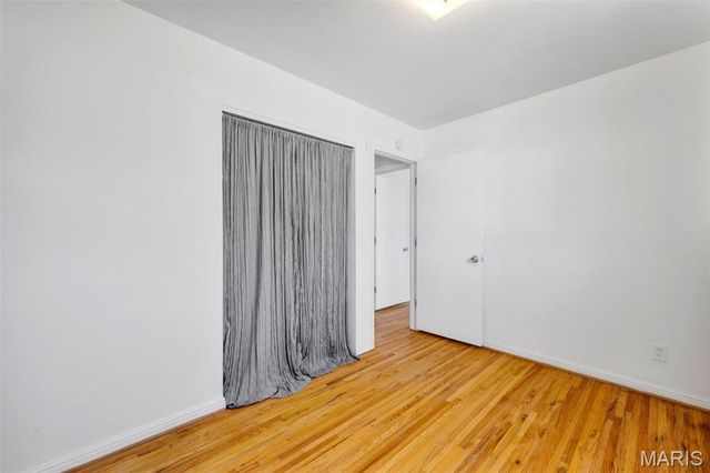 10508 Scotland Drive, St Louis, MO 63114