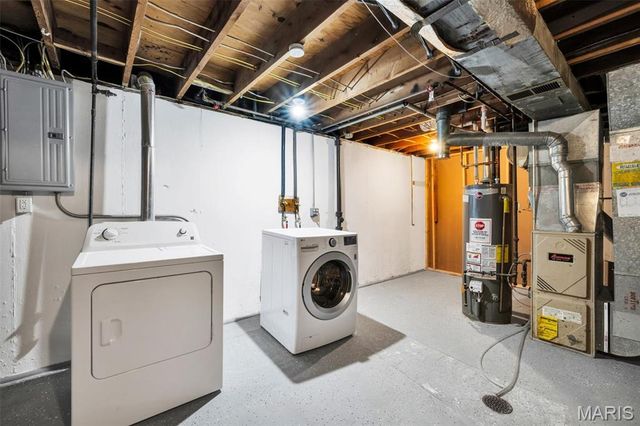 10508 Scotland Drive, St Louis, MO 63114