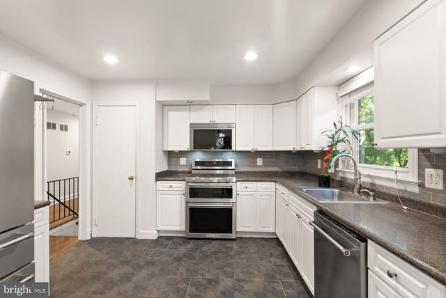 5008 LARNO DR, Alexandria, VA 22310