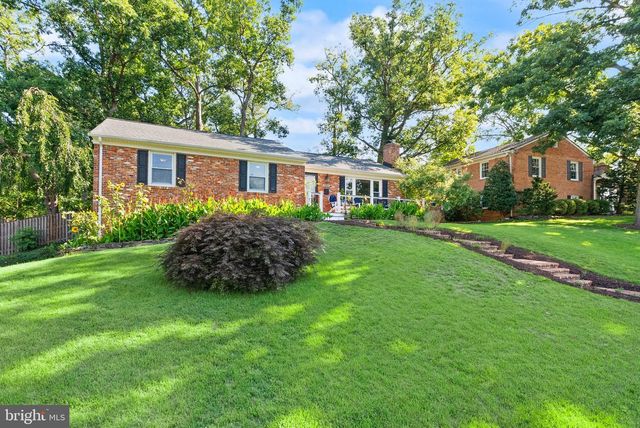 5008 LARNO DR, Alexandria, VA 22310
