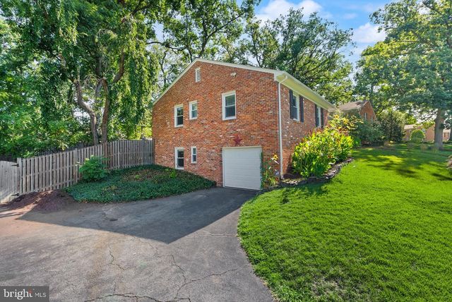 5008 LARNO DR, Alexandria, VA 22310