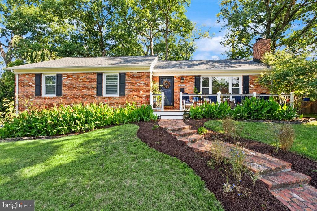 5008 LARNO DR, Alexandria, VA 22310