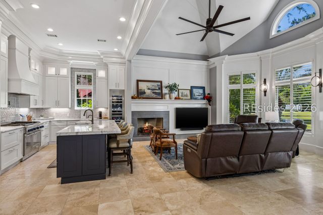 16 Whitehall Dr, Bluffton, SC 29910