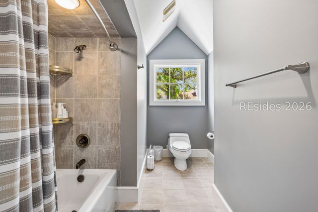 16 Whitehall Dr, Bluffton, SC 29910