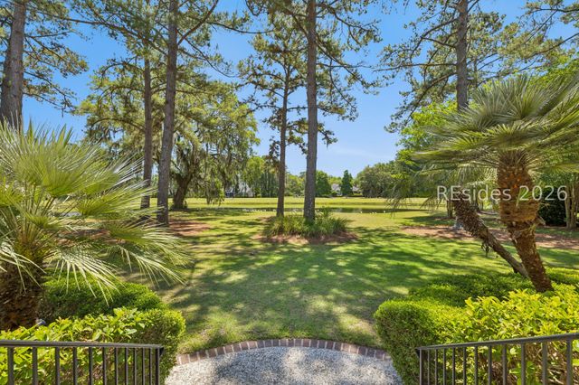16 Whitehall Dr, Bluffton, SC 29910