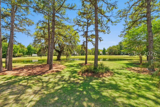 16 Whitehall Dr, Bluffton, SC 29910