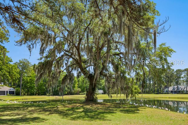 16 Whitehall Dr, Bluffton, SC 29910