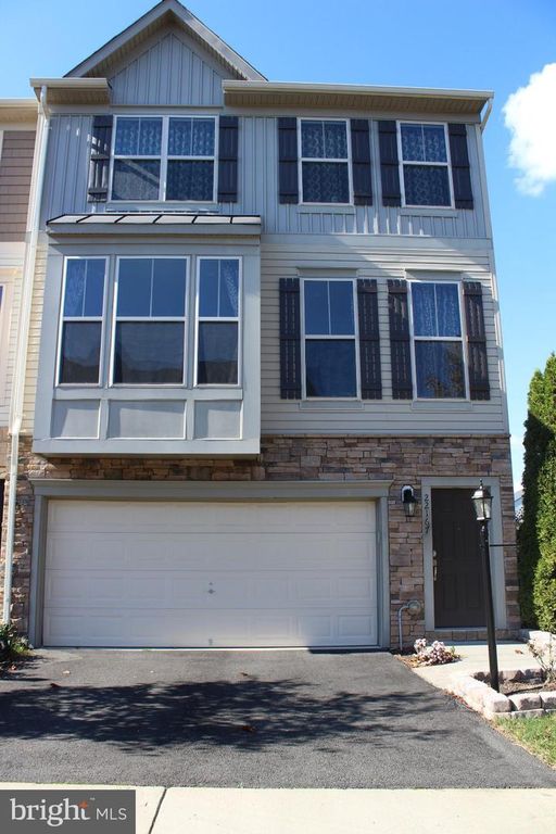 22167 NAPIER TER, Broadlands, VA 20148