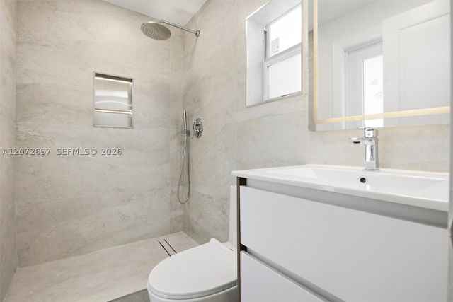 2250 Gulfstream Dr, Miramar, FL 33023