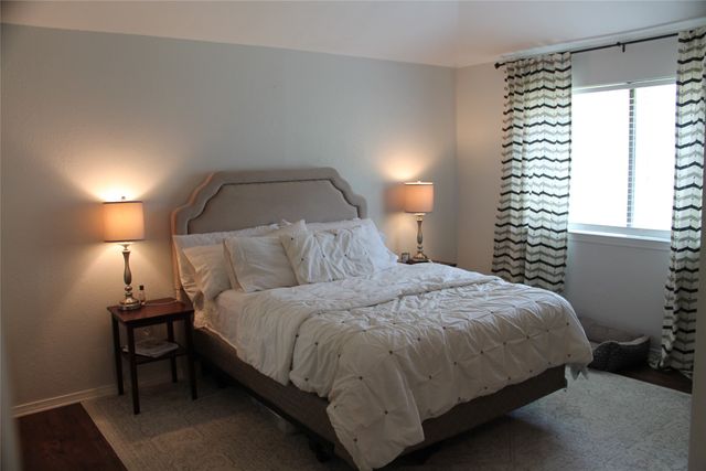 2036 Sancerre Lane, Carrollton, TX 75007