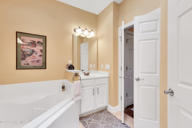1121 Sandy Beach Circle, Leland, NC 28451