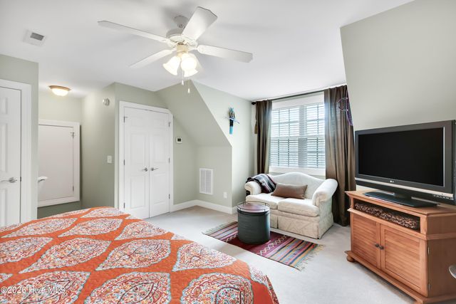1121 Sandy Beach Circle, Leland, NC 28451