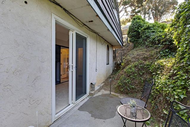 37 San Francisco Avenue, Brisbane, CA 94005