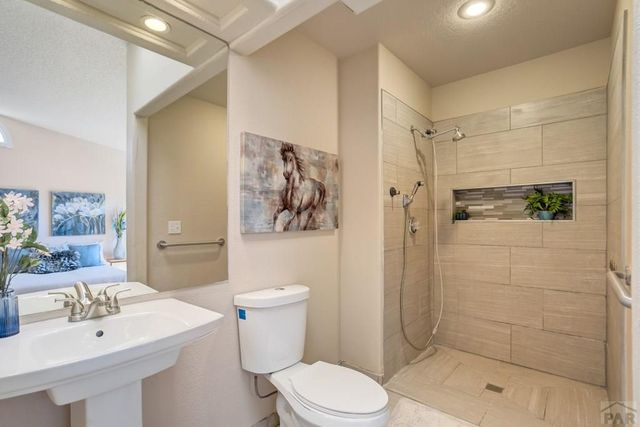 2 Cynthia Place, Pueblo, CO 81008