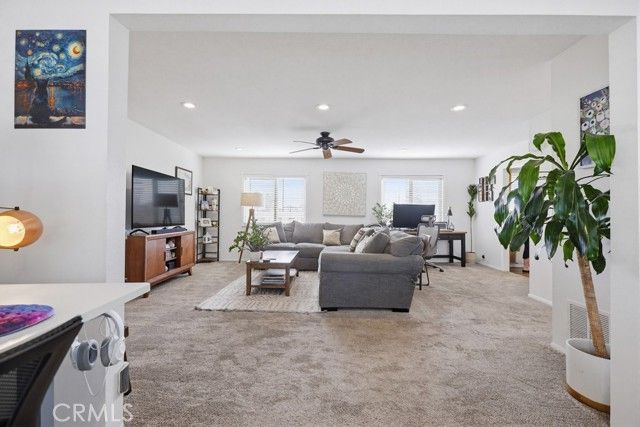 5843 La Jolla Way 28, Cypress, CA 90630