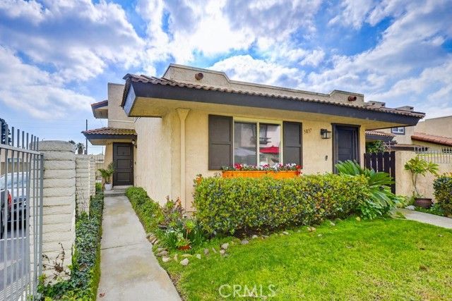 5843 La Jolla Way 28, Cypress, CA 90630