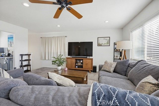 5843 La Jolla Way 28, Cypress, CA 90630