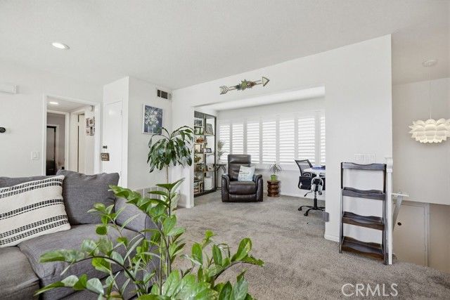 5843 La Jolla Way 28, Cypress, CA 90630