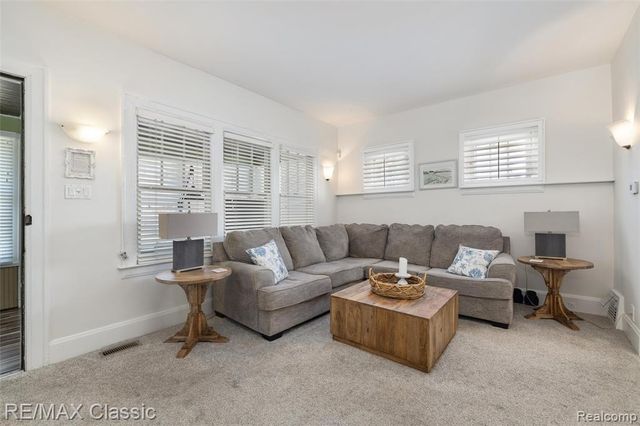 1487 Emmons Avenue, Birmingham, MI 48009