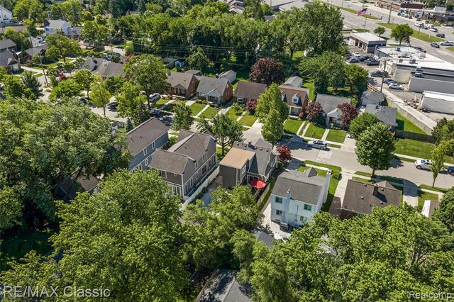 1487 Emmons Avenue, Birmingham, MI 48009