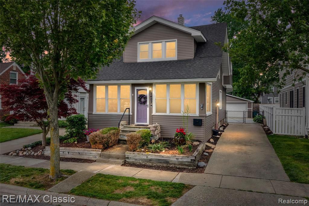 1487 Emmons Avenue, Birmingham, MI 48009