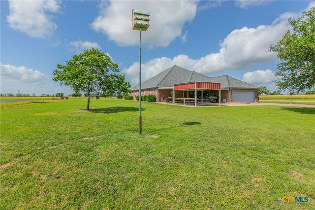2450 W Amity Road, Salado, TX 76571