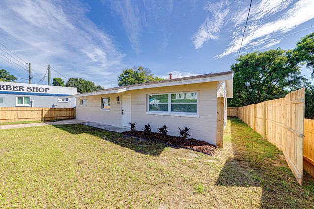 703 S DIXIE AVENUE, Fruitland Park, FL 34731