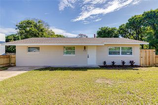 703 S DIXIE AVENUE, Fruitland Park, FL 34731