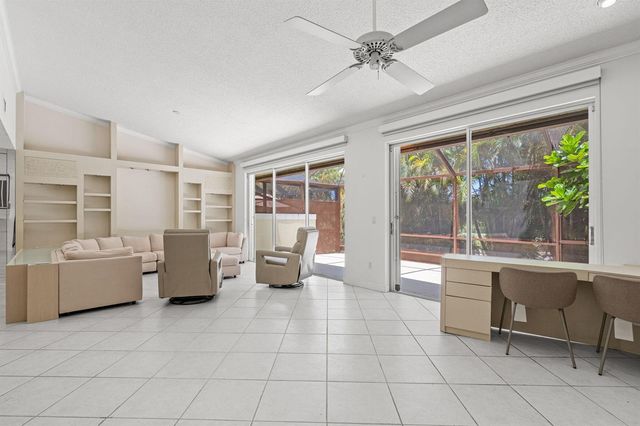4825 NW 98th Place, Doral, FL 33178