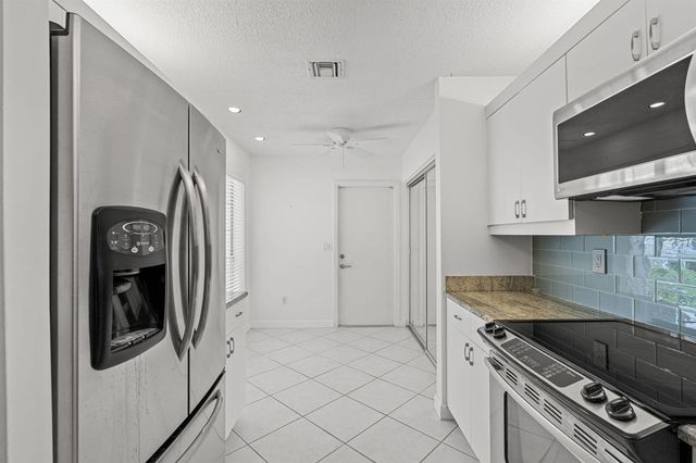 4825 NW 98th Place, Doral, FL 33178