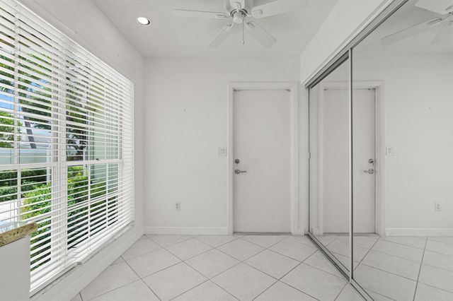 4825 NW 98th Place, Doral, FL 33178