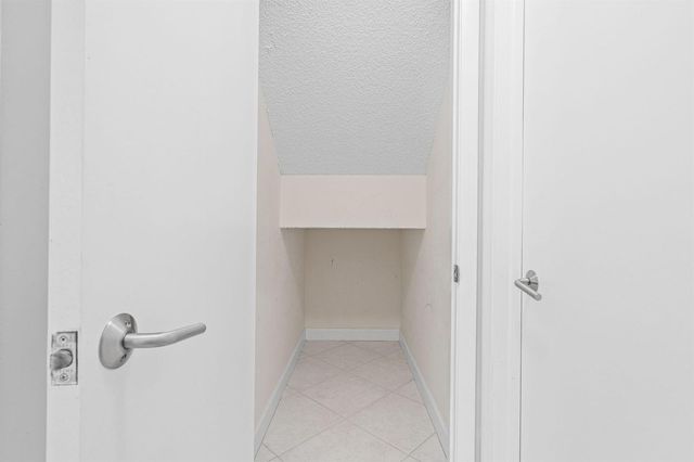 4825 NW 98th Place, Doral, FL 33178