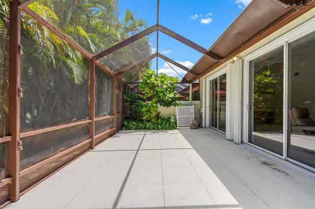 4825 NW 98th Place, Doral, FL 33178