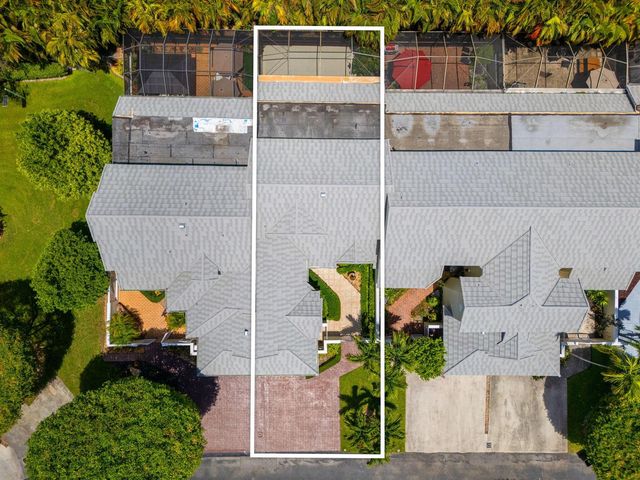 4825 NW 98th Place, Doral, FL 33178