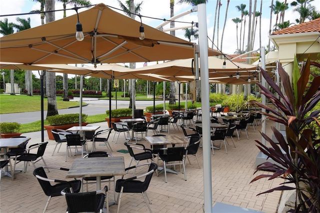 4825 NW 98th Place, Doral, FL 33178