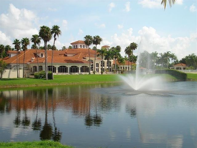 4825 NW 98th Place, Doral, FL 33178