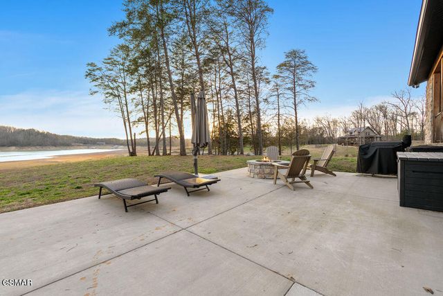 2240 Kimsey Way, Sevierville, TN 37876