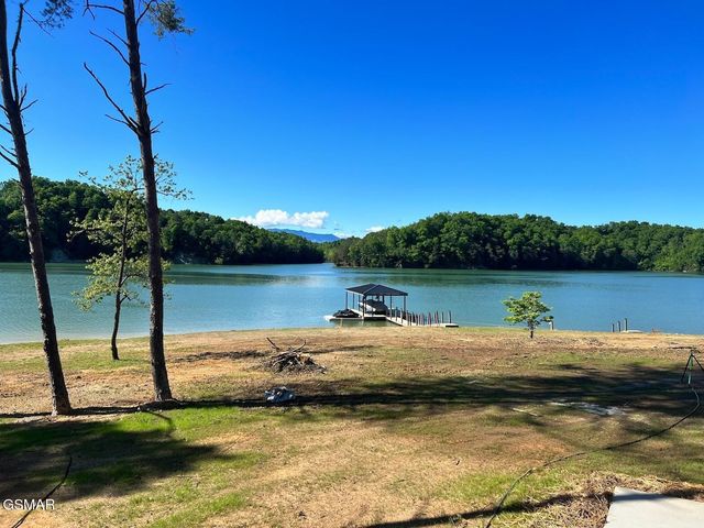 2240 Kimsey Way, Sevierville, TN 37876