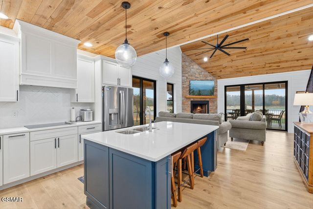 2240 Kimsey Way, Sevierville, TN 37876