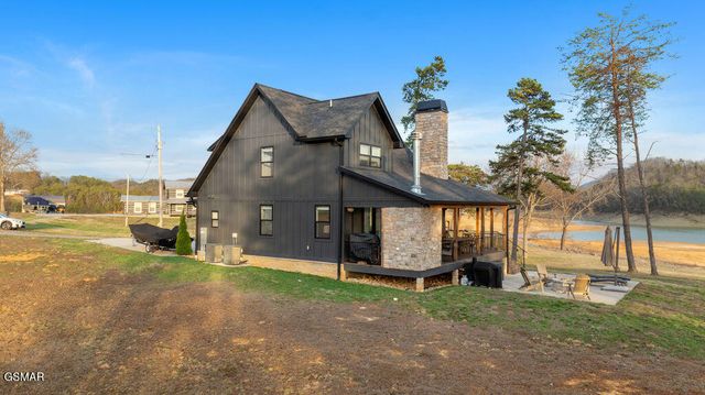 2240 Kimsey Way, Sevierville, TN 37876