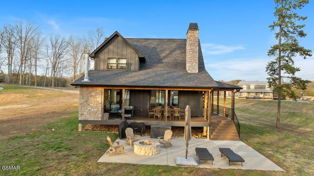 2240 Kimsey Way, Sevierville, TN 37876