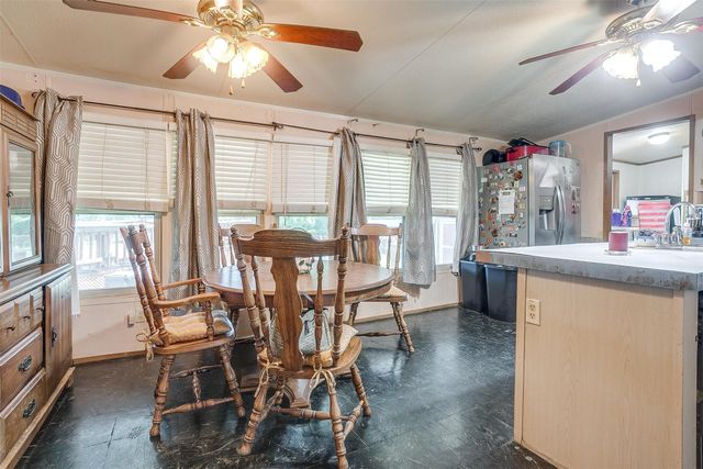 105 Lone Hill Court, Springtown, TX 76082