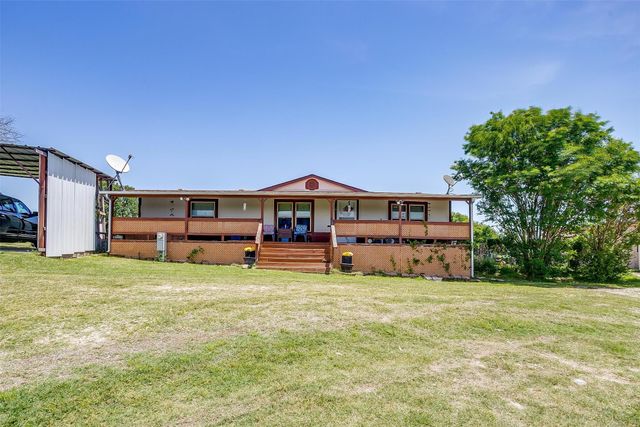 105 Lone Hill Court, Springtown, TX 76082