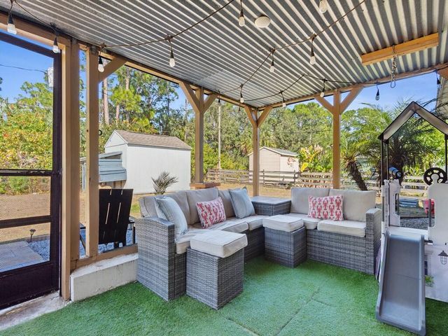 1171 Larkspur Street SE, Palm Bay, FL 32909