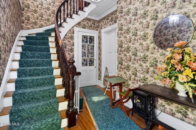 1 Sheldon Avenue, Troy, NY 12180