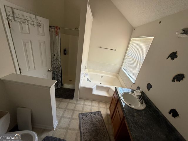 4098 Lost Springs Trail, Douglasville, GA 30135