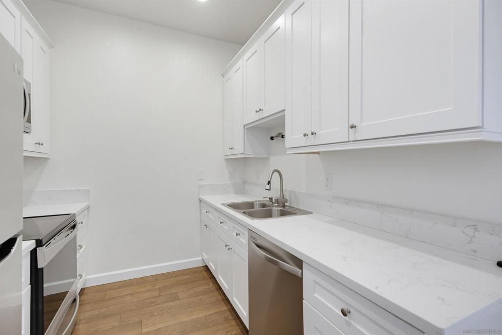 8310 Regents Rd 2A, San Diego, CA 92122 — photo 5